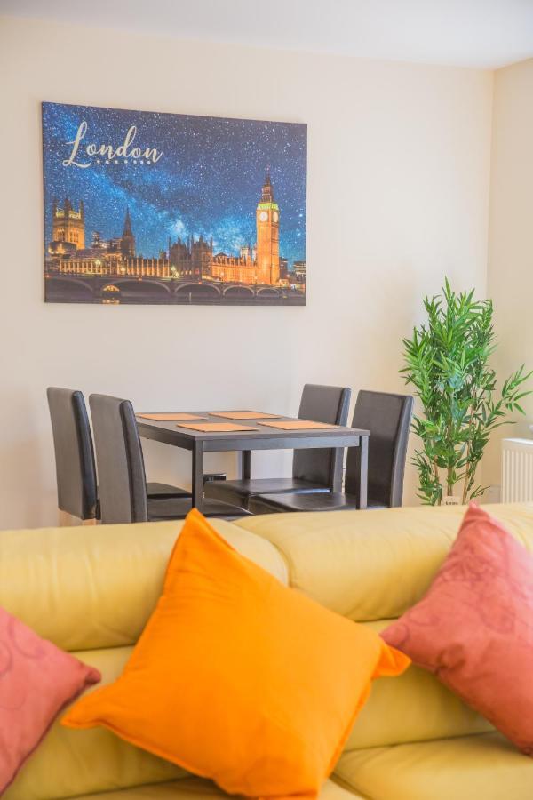Stylish Modern Newly Built Apartment 15 Min From City Centre EDI Exterior photo