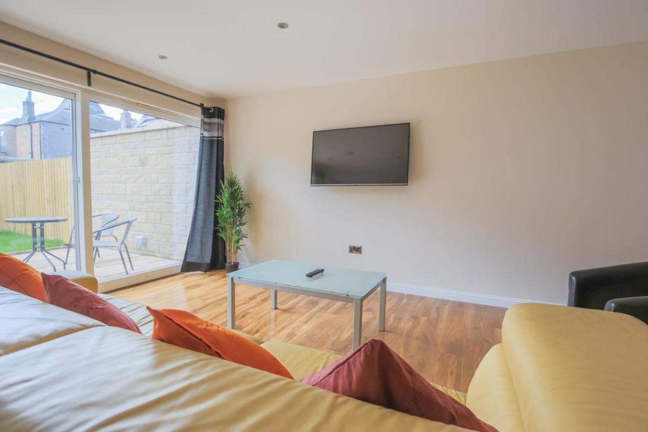 Stylish Modern Newly Built Apartment 15 Min From City Centre EDI Exterior photo