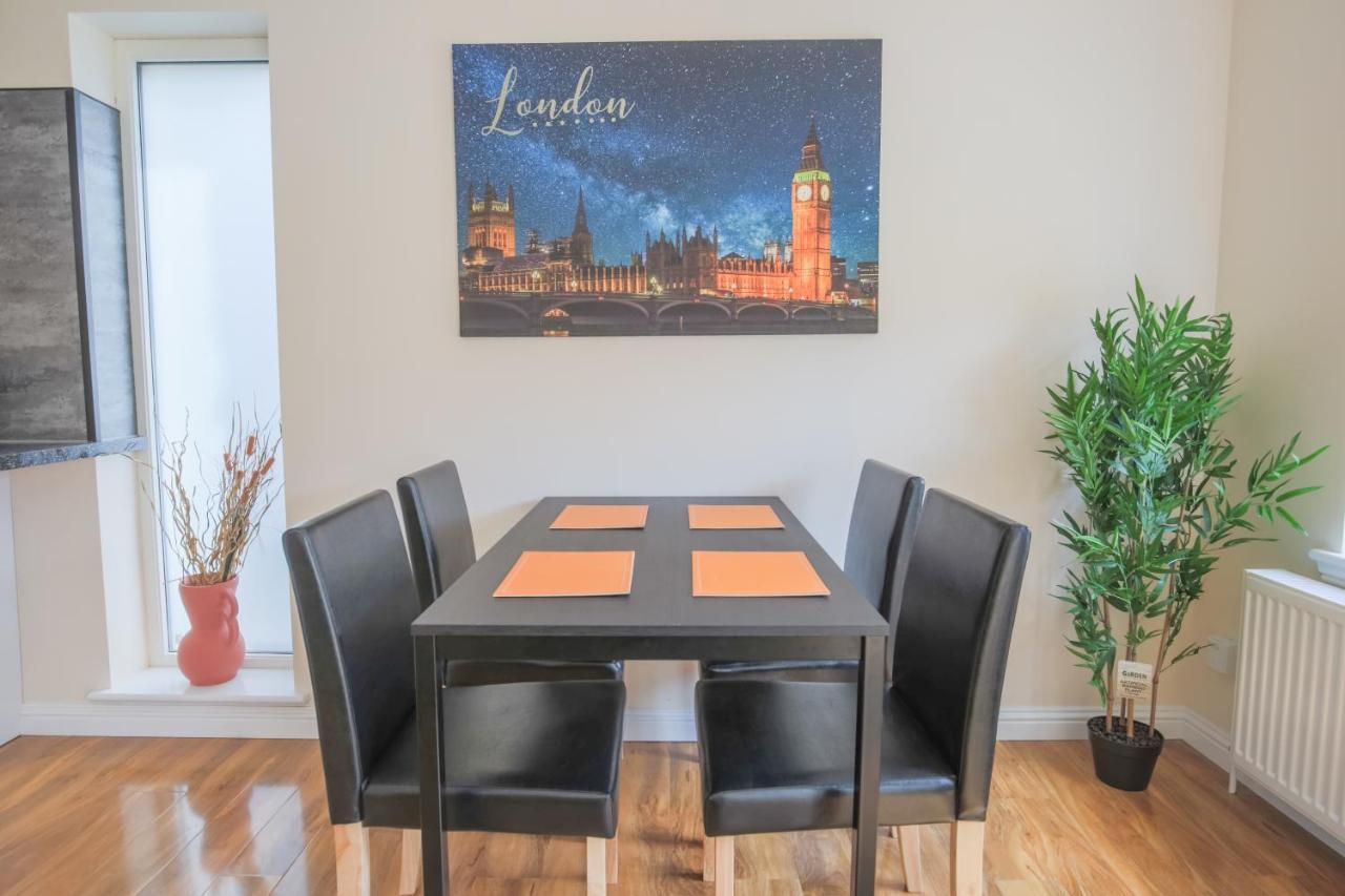 Stylish Modern Newly Built Apartment 15 Min From City Centre EDI Exterior photo