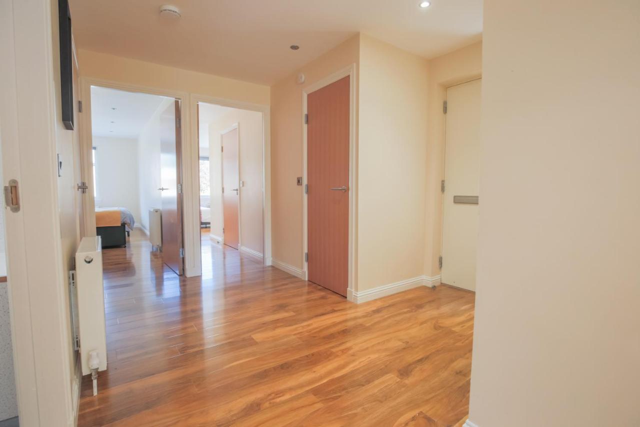 Stylish Modern Newly Built Apartment 15 Min From City Centre EDI Exterior photo